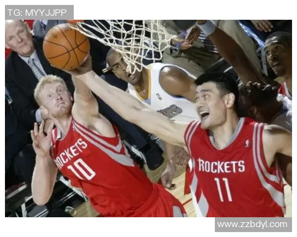 姚明职业生涯中的优秀队友们如何共同书写篮球传奇 姚明职业生涯中的优秀队友们如何共同书写篮球传奇